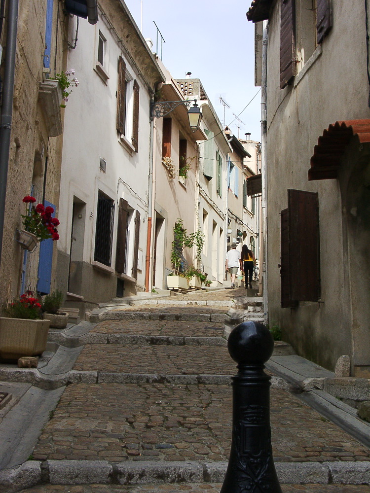 Arles