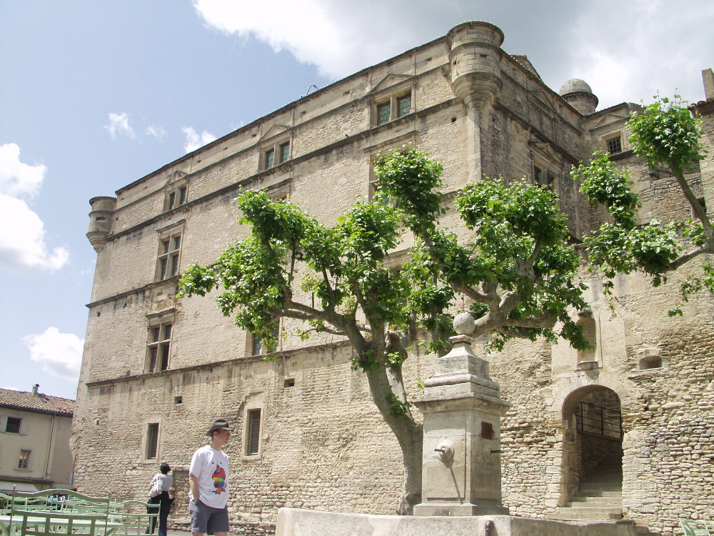 Gordes
