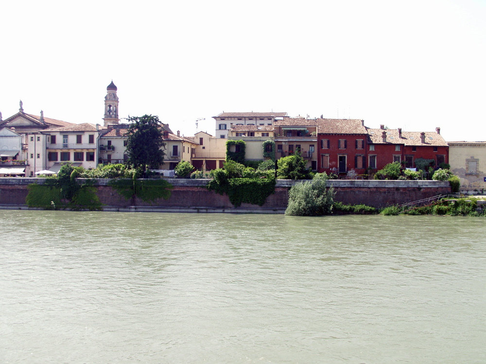 P5253682