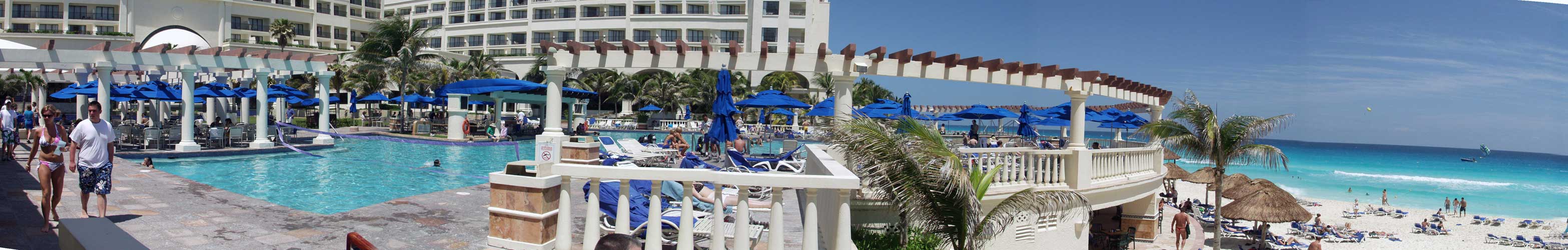Marriott Pool