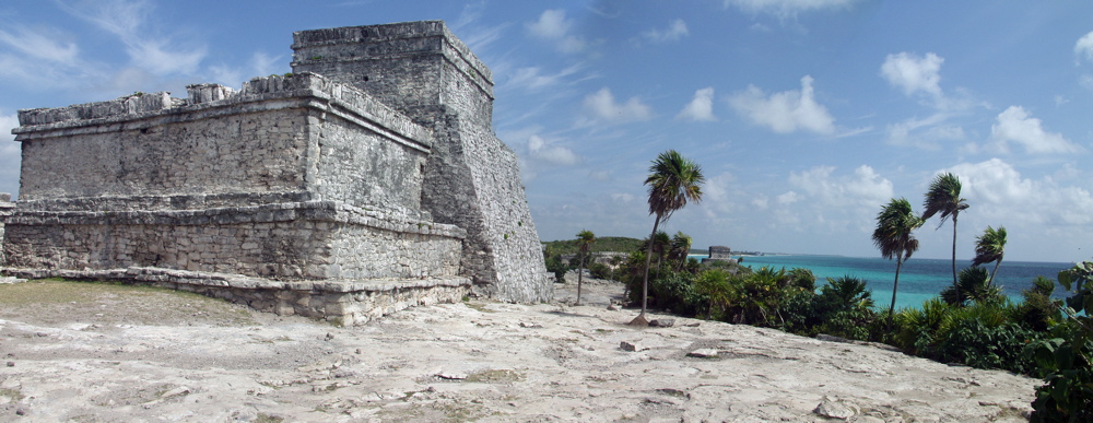 Tulum back of castle