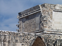 P3158132