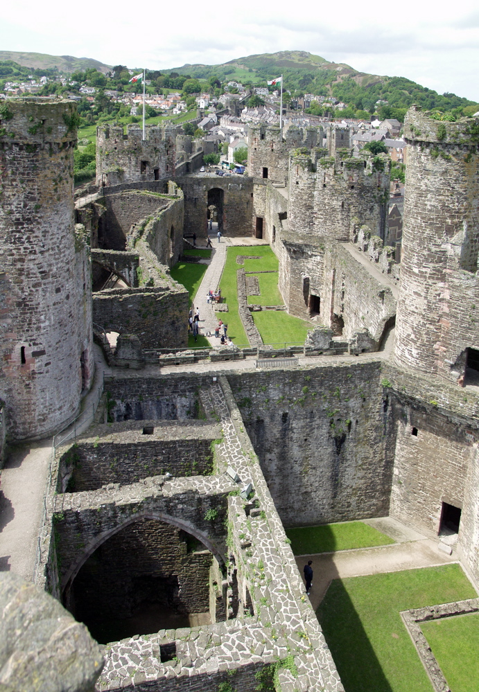 Conwy pan 7