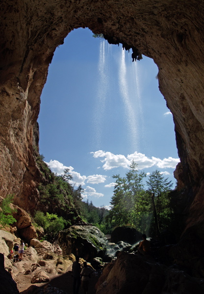cave14